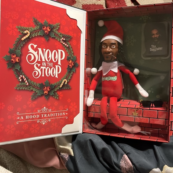 Snoop on a stoop 420 edition brand new in box can’t get!!! Limited edition